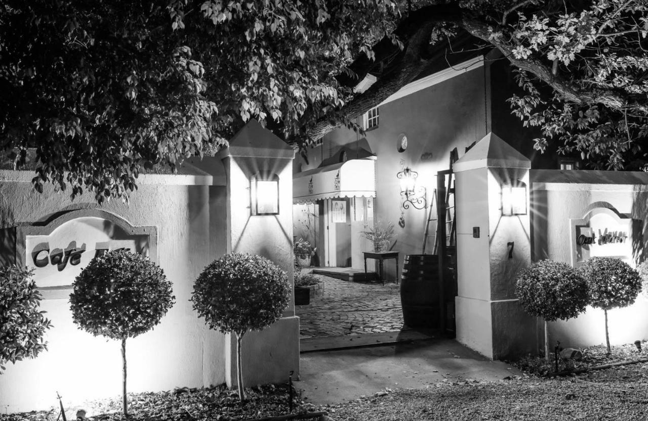 Cafe Felix & Old Oak Manor Hotel Рибек-Кастел Екстериор снимка